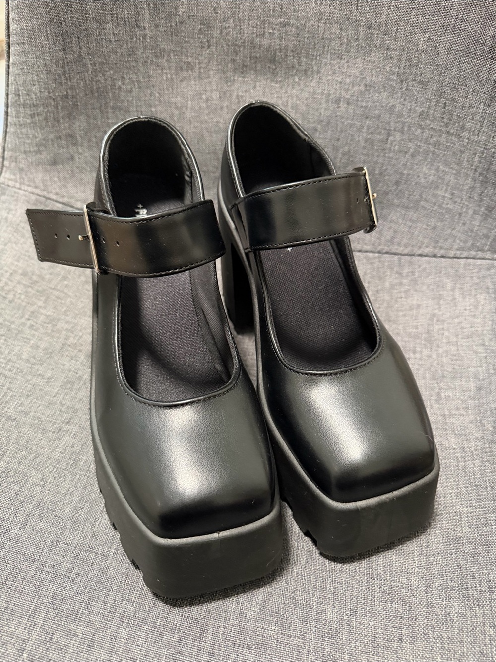Women’s Chunky Platform Mary Jane Shoes with Ankle Strap